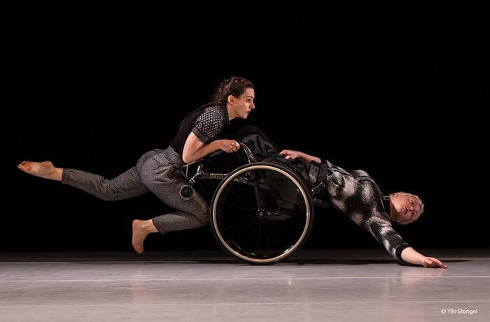 kalamata diethnes festival megaro chorou kalokairi 2021 black box