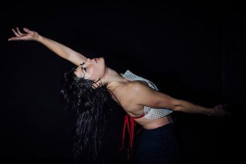 06 diethes festival xorou kalamata megaro xorou parastasi kentriki plateia PENELOPE MOROUT Dora Dimitriou